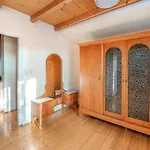 6 Bedroom Amazing In Ferienhaus