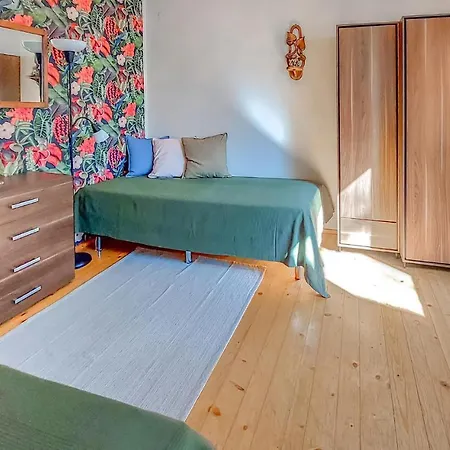 6 Bedroom Amazing In 別荘 Mucharz